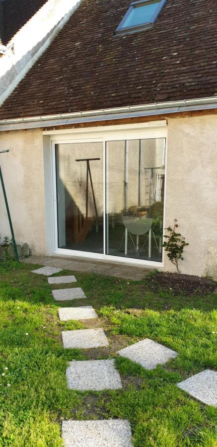 Hotel La Petite Maison Saint-Georges-sur-Cher Exterior foto